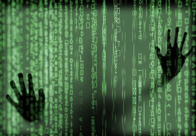 Cyber kody a ruce